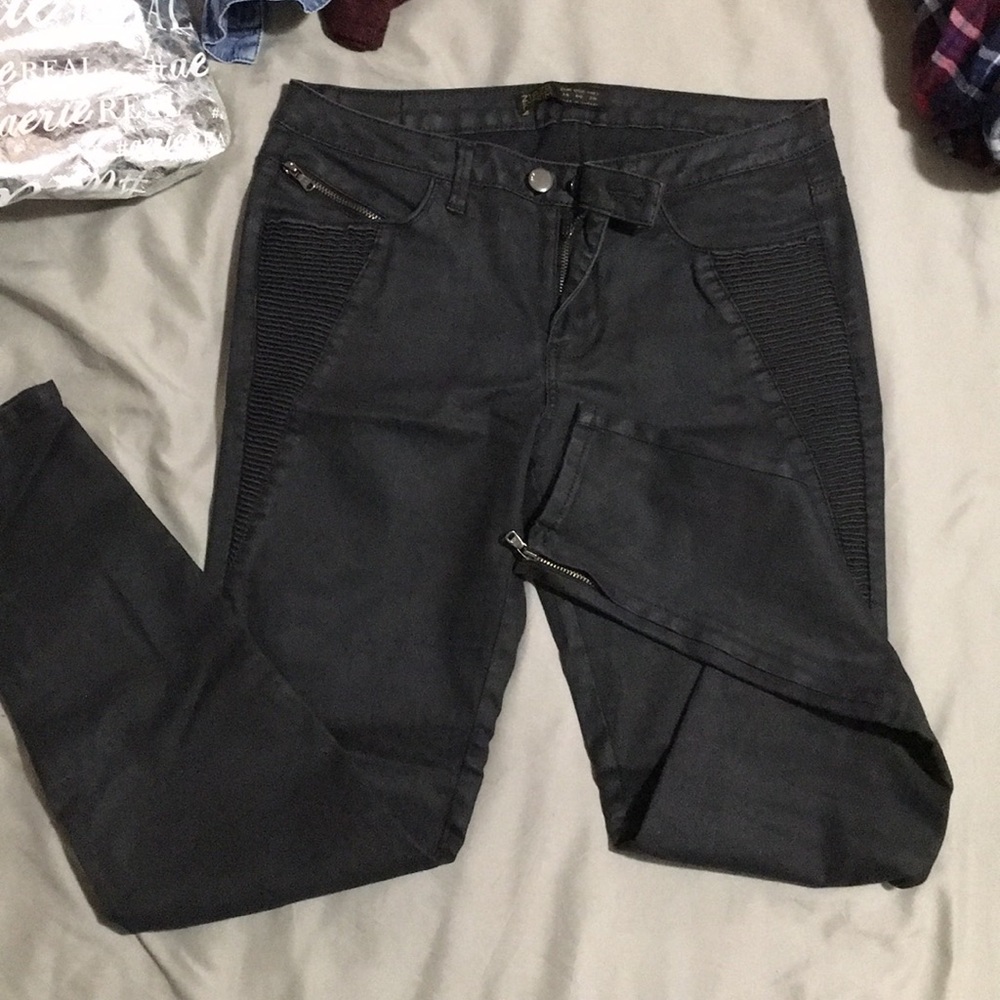 Zara Denim black skinny jeans